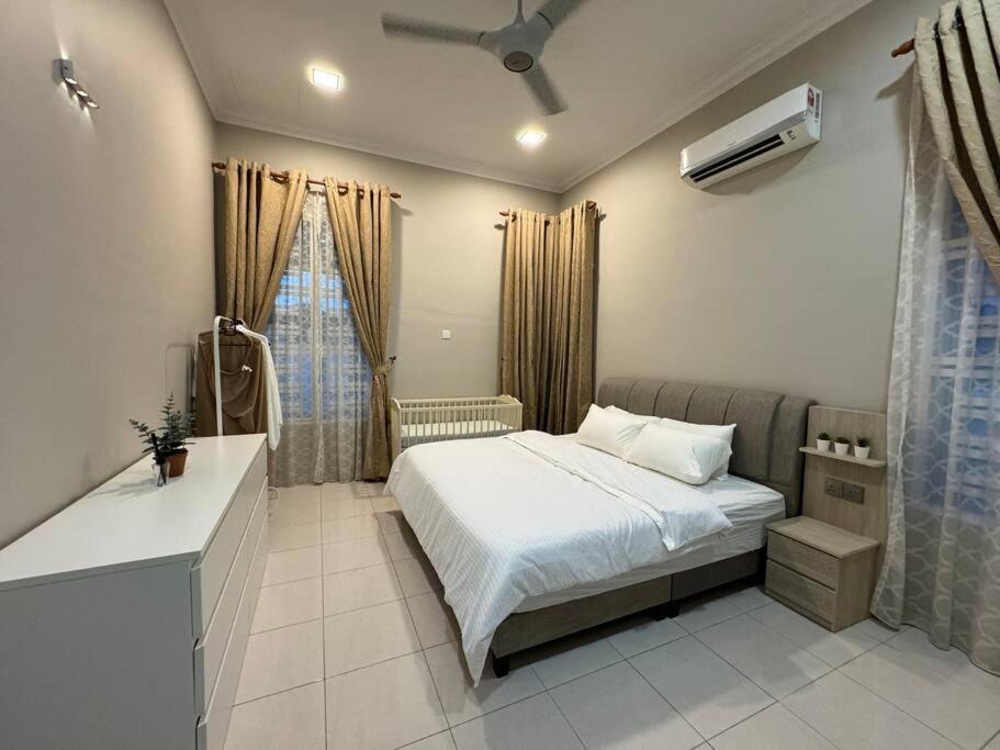 La Familia Town Holiday home Muar